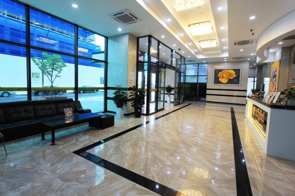 Intercity Seoul Hotel Exterior photo