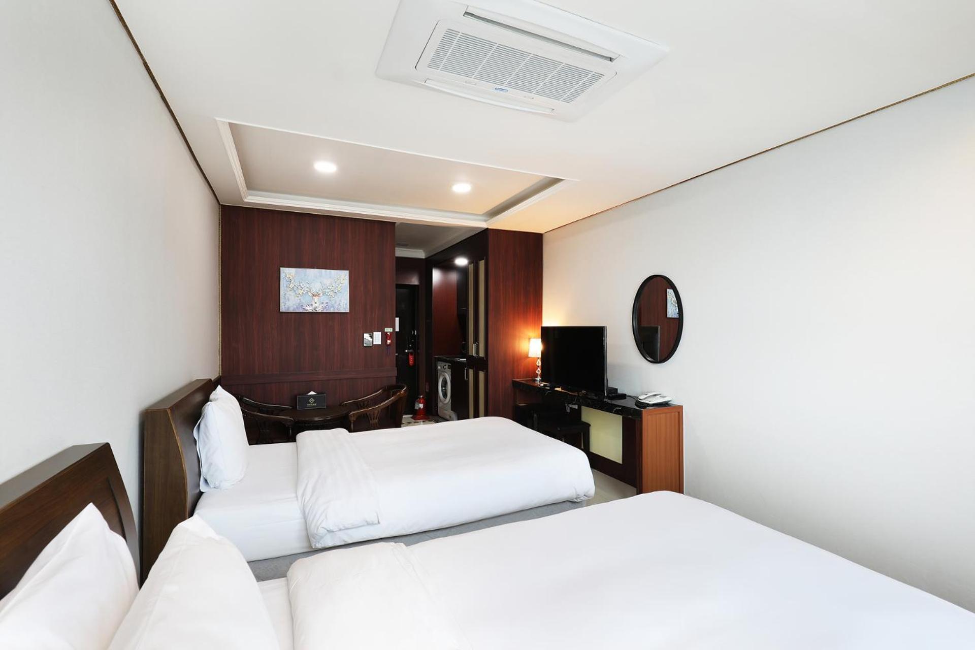 Intercity Seoul Hotel Exterior photo