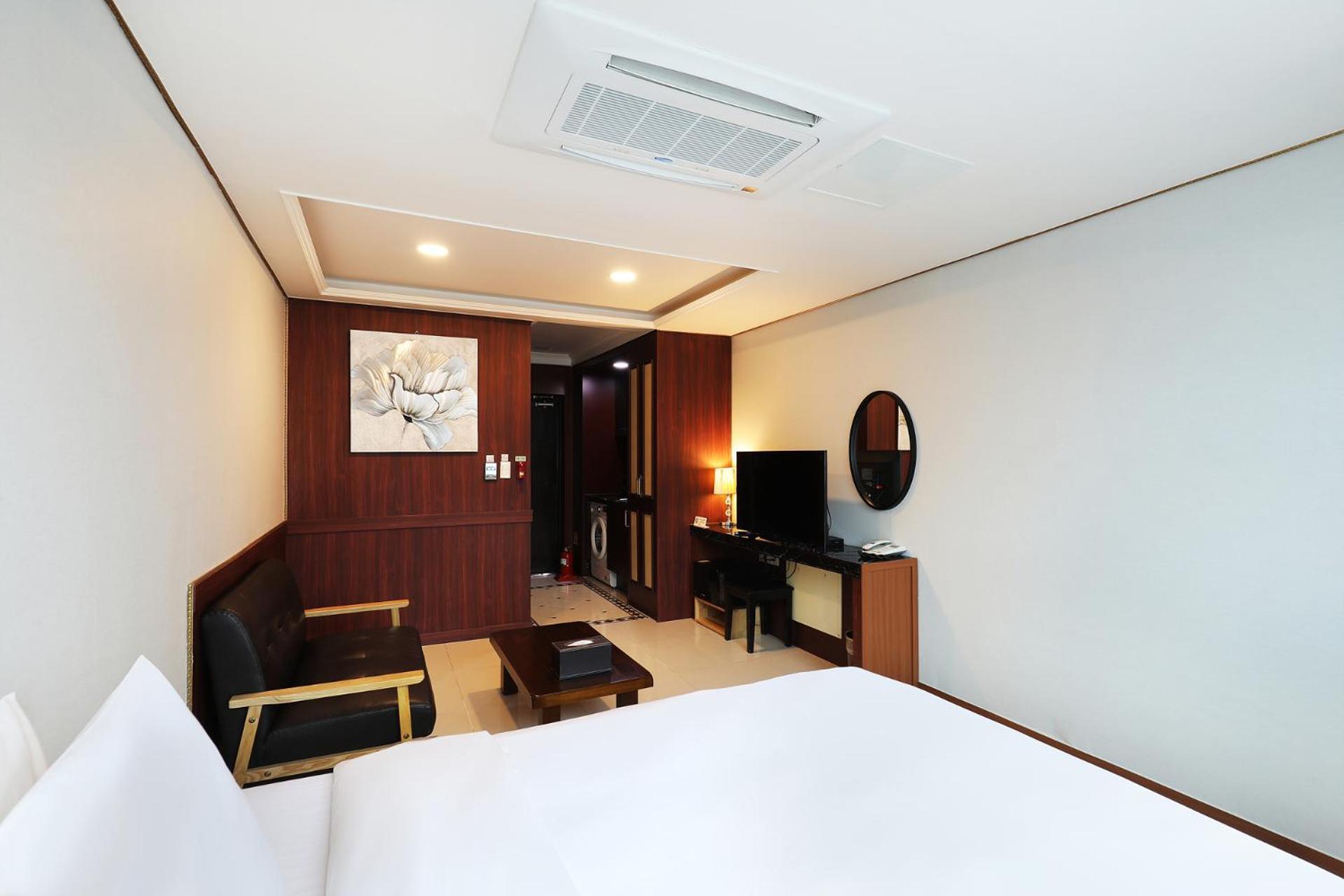 Intercity Seoul Hotel Exterior photo