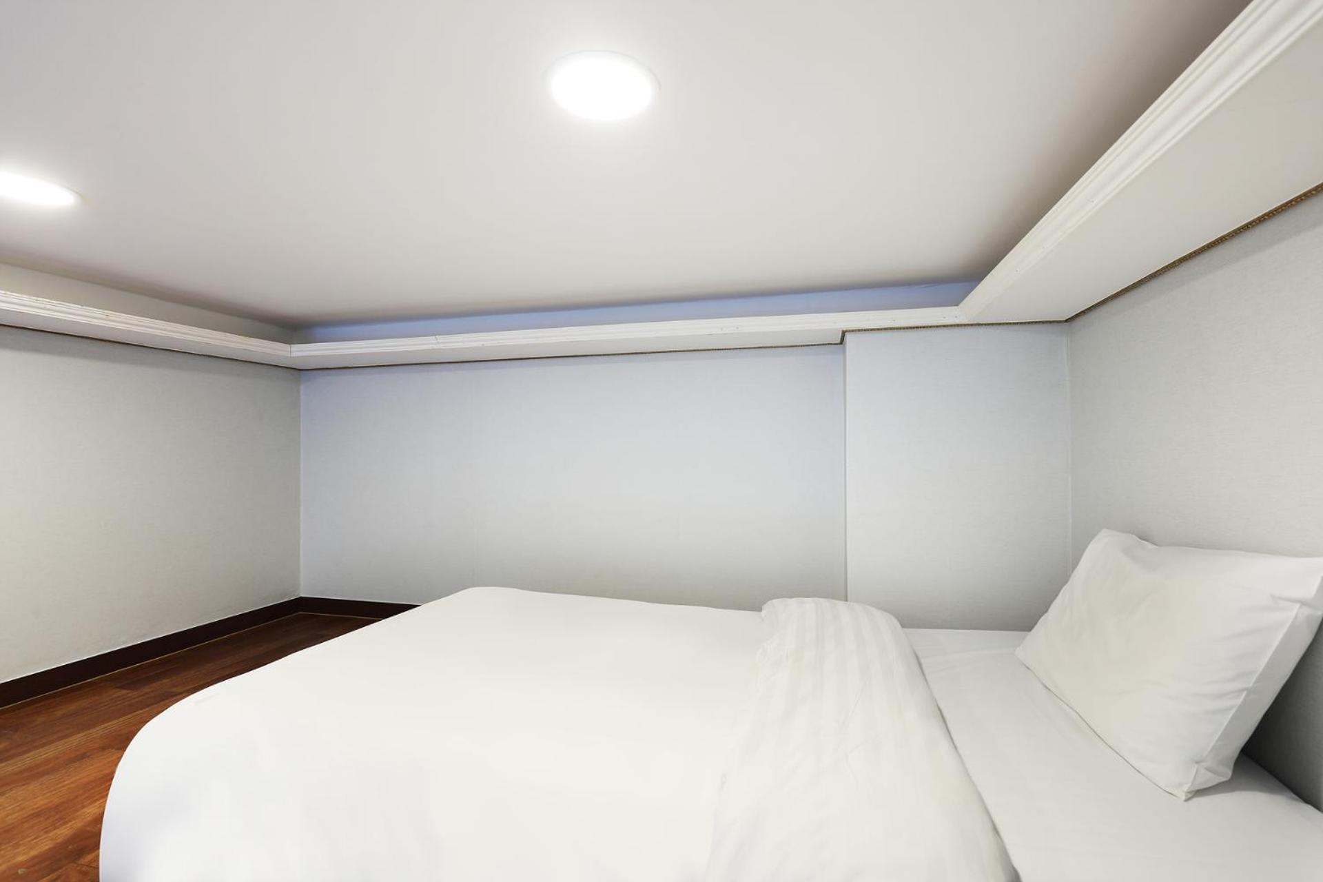 Intercity Seoul Hotel Exterior photo