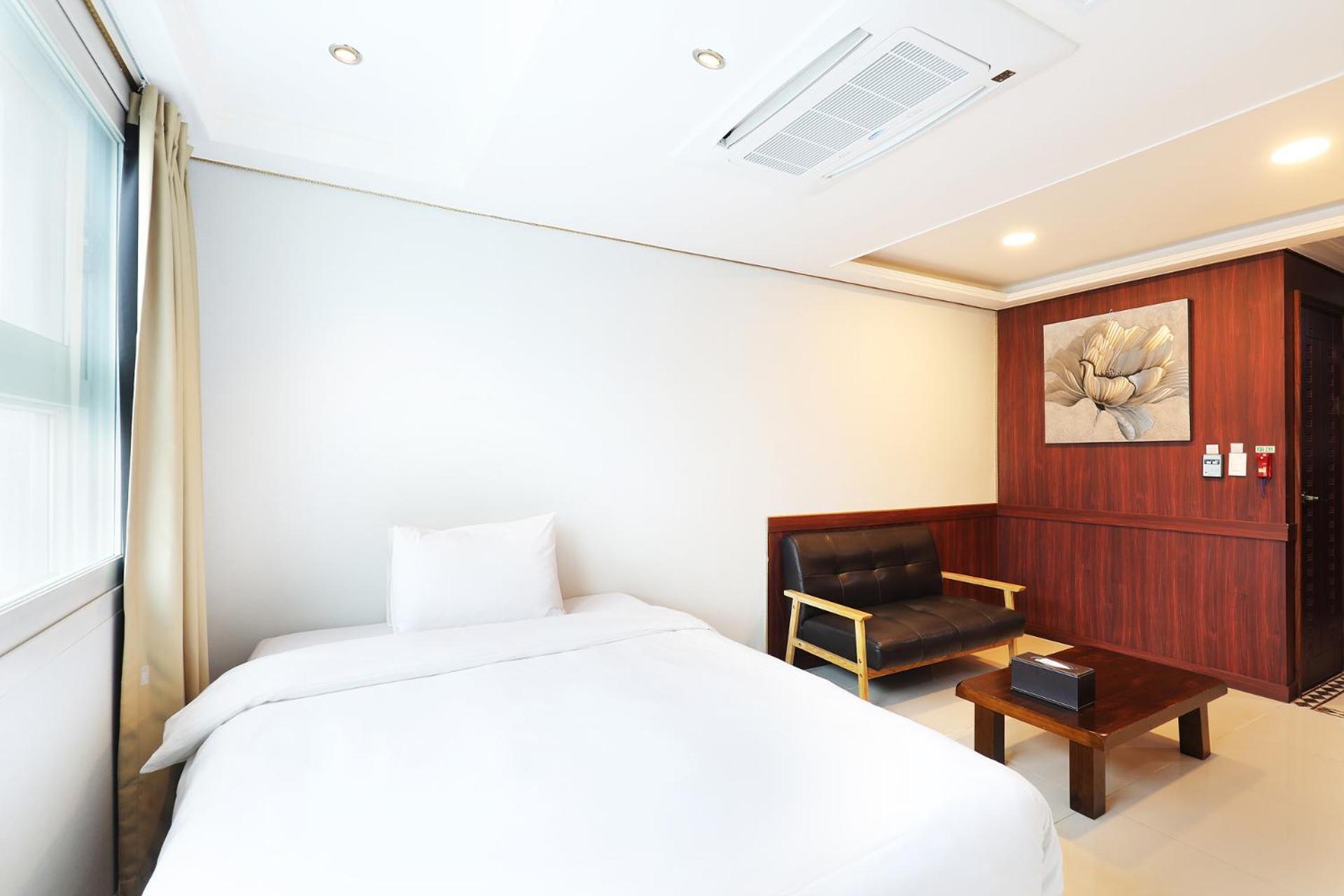 Intercity Seoul Hotel Exterior photo