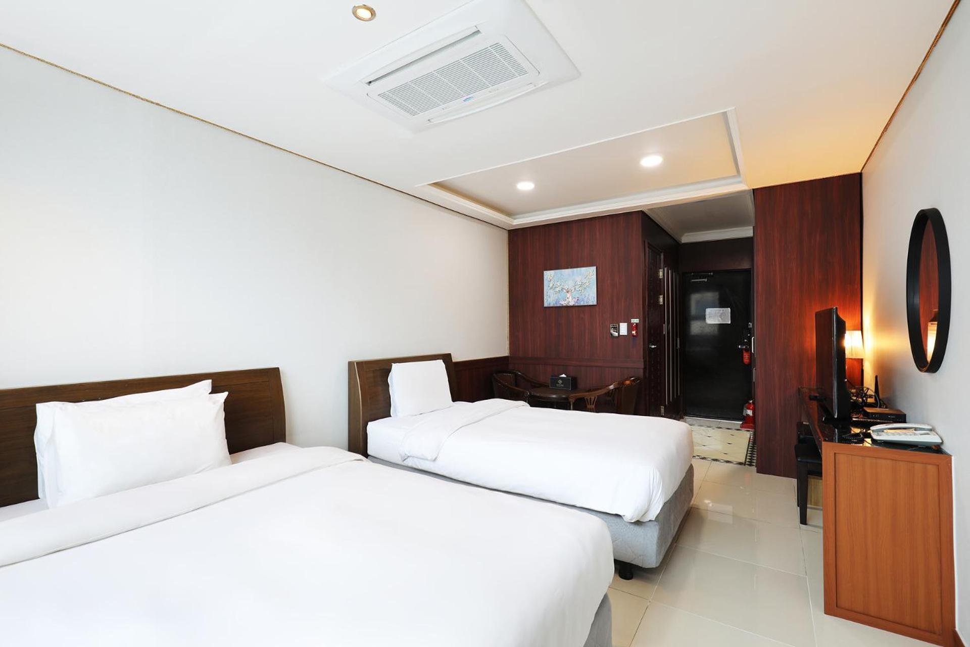 Intercity Seoul Hotel Exterior photo