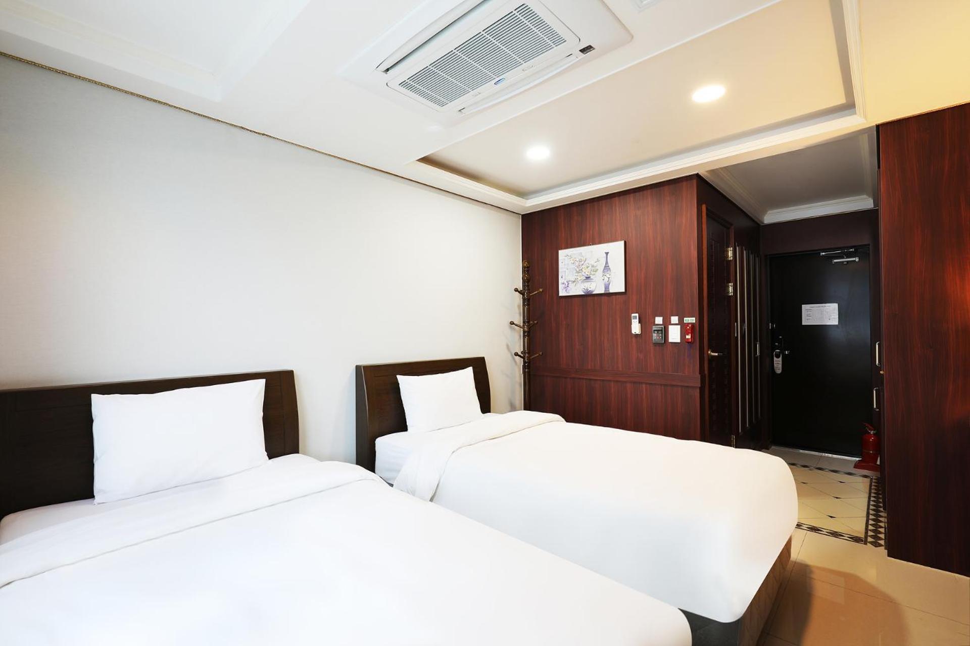 Intercity Seoul Hotel Exterior photo