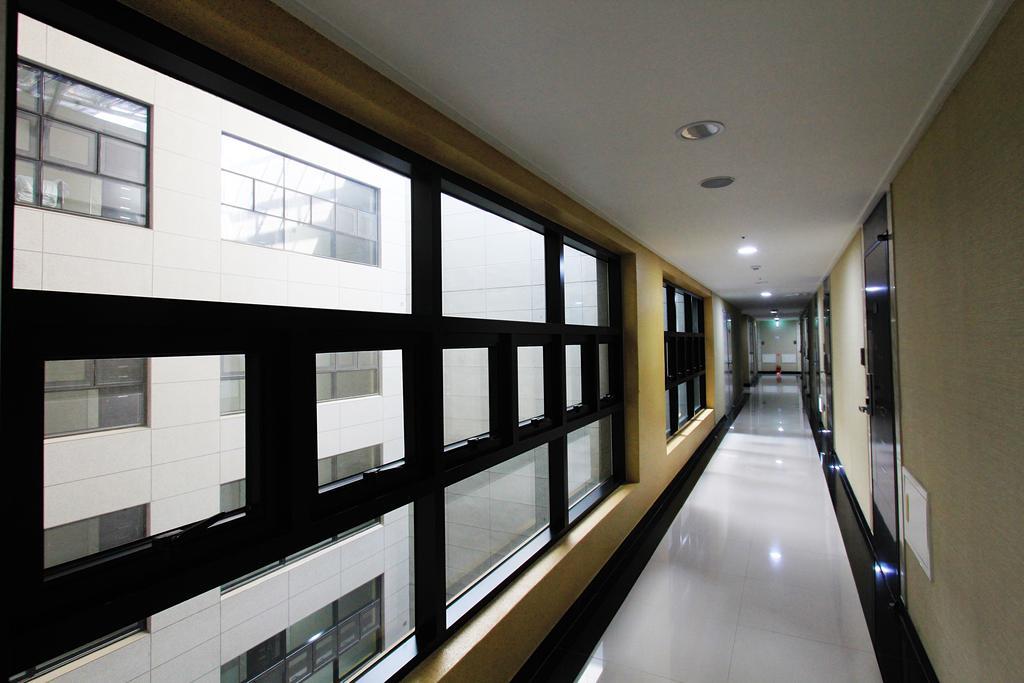 Intercity Seoul Hotel Exterior photo